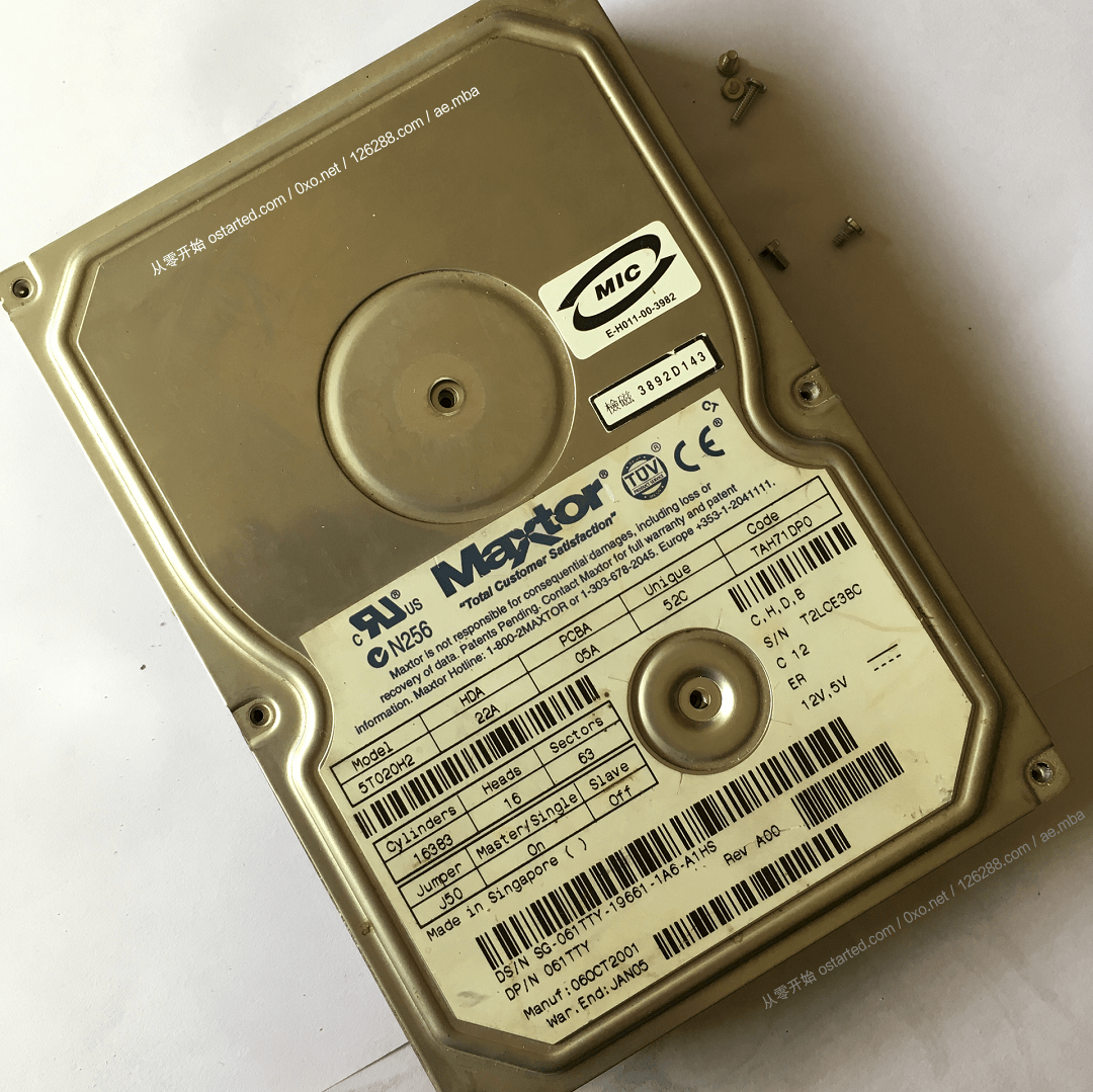 迈拓(Maxtor)IDE 体积大容量小 8GB 古董硬盘 拆机 - 第1张图片 | 細水長流 迈拓(Maxtor)IDE 体积大容量小 8GB 古董硬盘 拆机 - 第1张图片